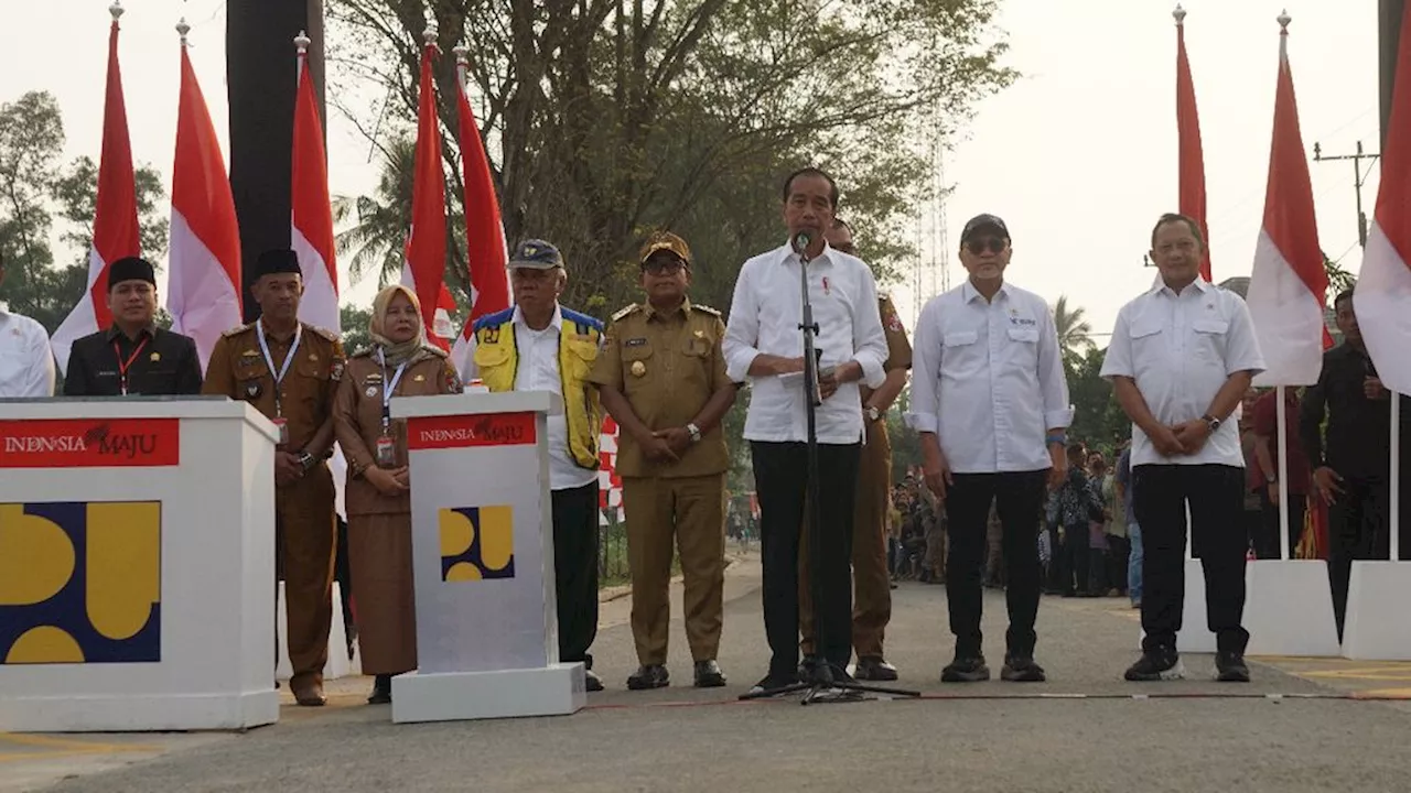 Resmikan 16 Ruas Jalan Inpres, Presiden Sebut Perbaikan Jalan Rusak di Lampung Berlanjut Tahun Depan