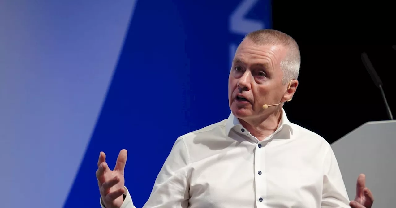 ‘Absolutely possible’ to produce enough sustainable jet fuel to decarbonise aviation, says Willie Walsh