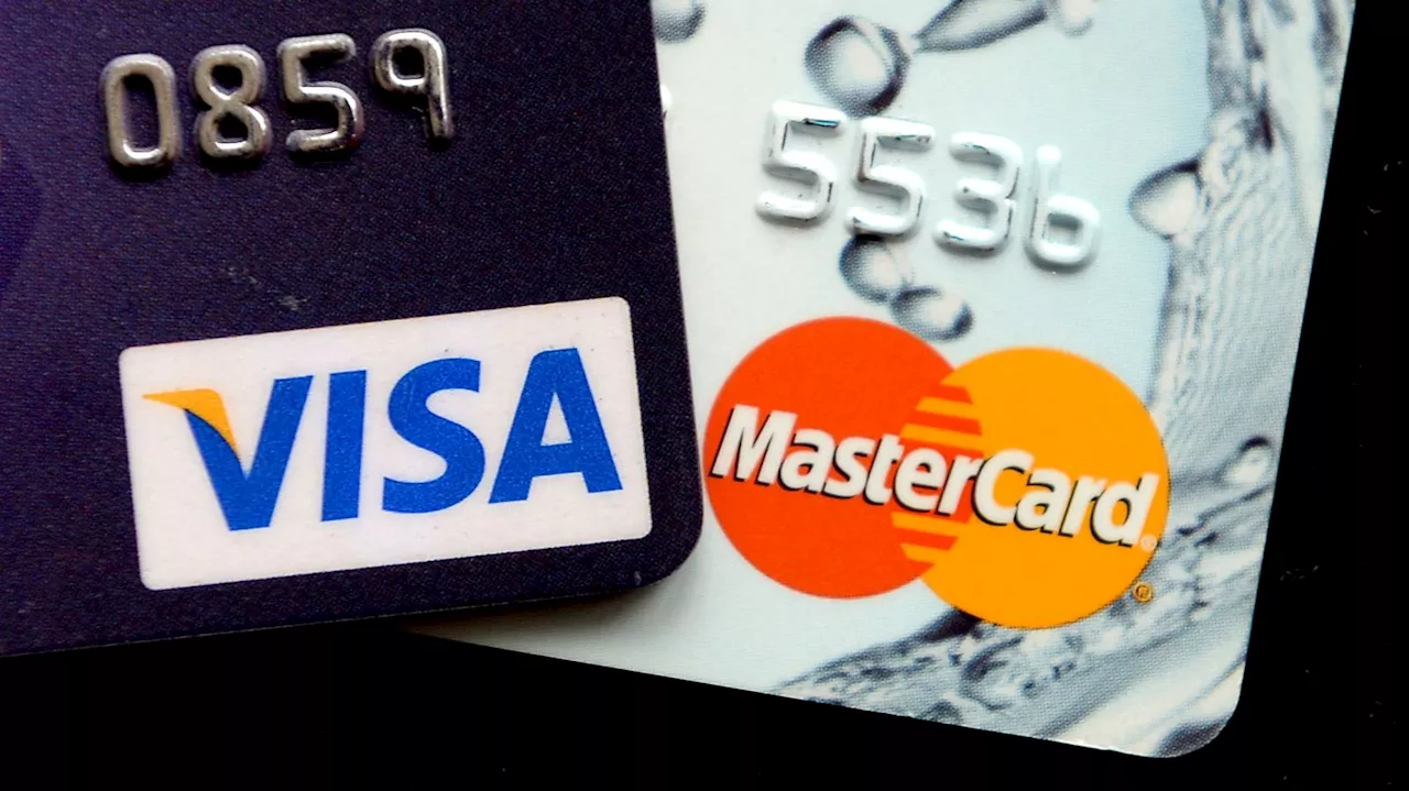 Shoppers report payment issues with Visa and Mastercard