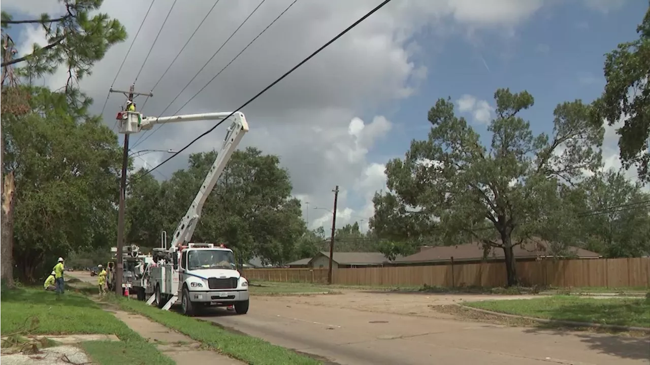 CenterPoint exec tells PUC that 500K customers will still be without power next week