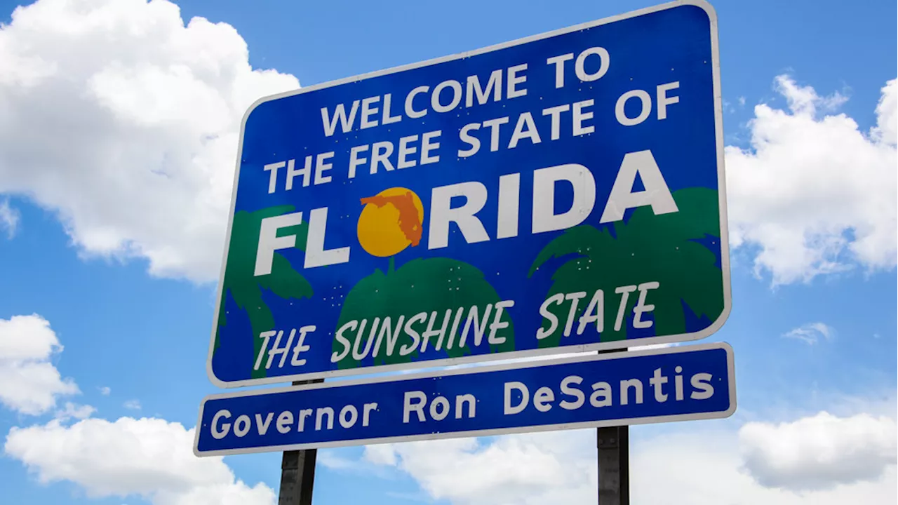 'Free State of Florida' signs now greet travelers to the Sunshine State