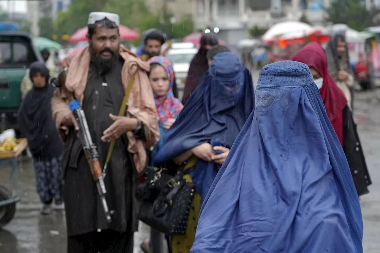 Droit d’asile : l’ensemble des femmes afghanes susceptibles d’être protégées comme réfugiées