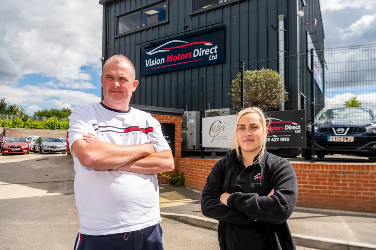 Leeds businesses complain of 'toxic' smell from AWM waste site as Environment Agency 'closely monitoring'