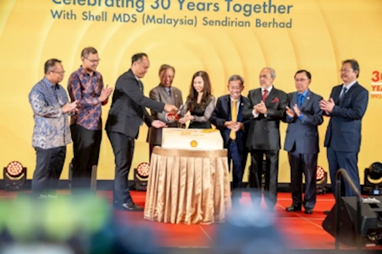 Shell MDS in Bintulu produces world’s first gas-derived butter