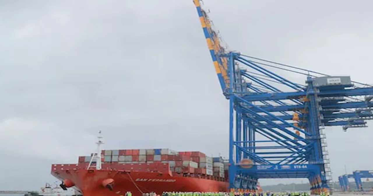 First Mothership Arrives at Vizhinjam Port: Adani Group के पोर्ट पर आई पहली मदर शिप, रच दिया इतिहास