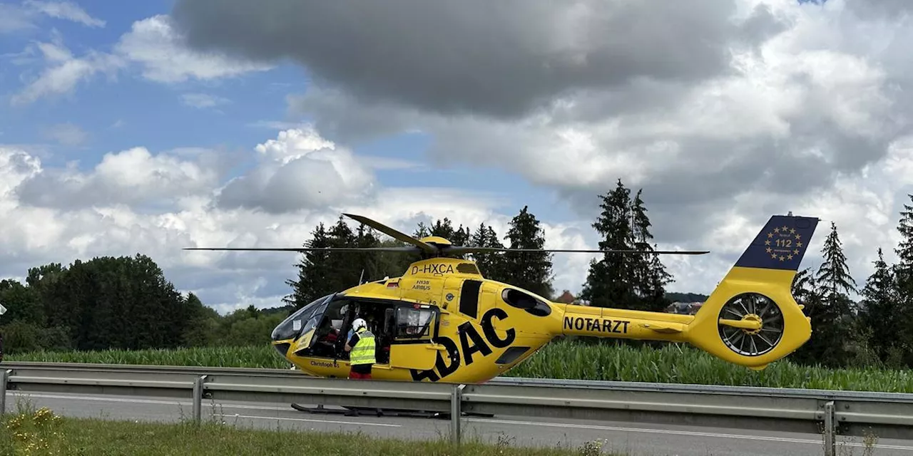 Raste mit seinem Transporter in stehenden Pannen-Lkw: Mann in Mittelfranken schwer verletzt