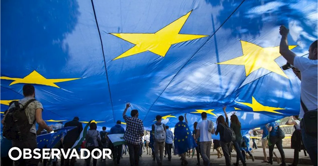 População da União Europeia volta a subir pelo segundo ano para 449,2 milhões de pessoas