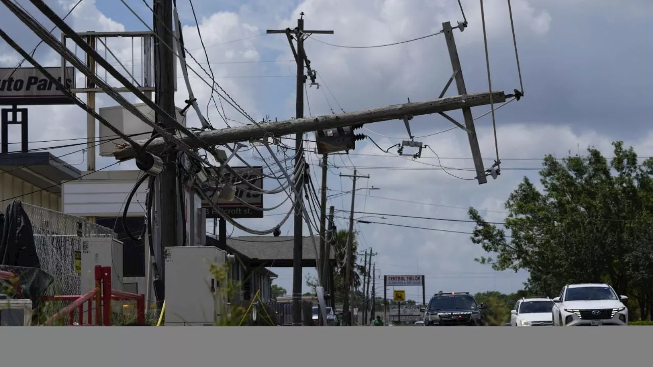 Sin electricidad, agua y en medio de un calor sofocante, millones padecen estragos de Beryl en Houston