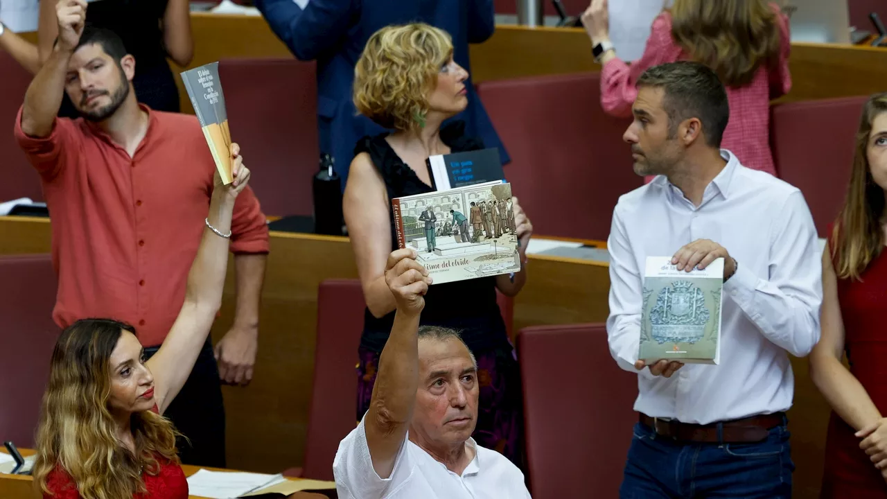 PP y Vox socavan la memoria histórica en Valencia mientras la dirección nacional habla de ruptura