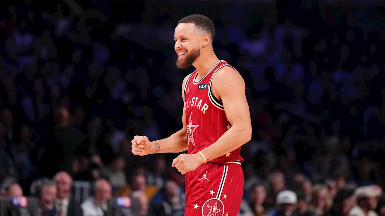 Steph Curry's Alley-Oop To LeBron James Went Viral In USA-Canada Game