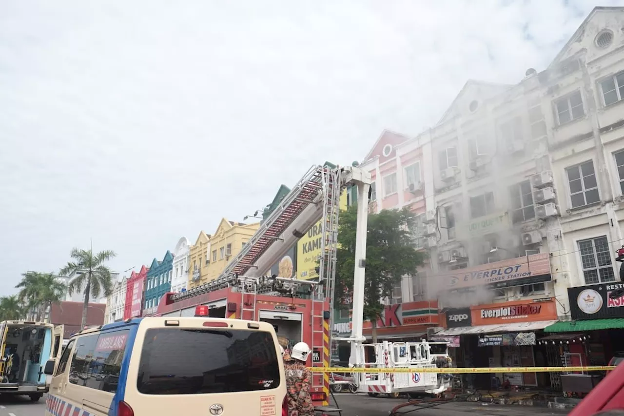 Melaka shop lot fire claims two sisters, mother critical