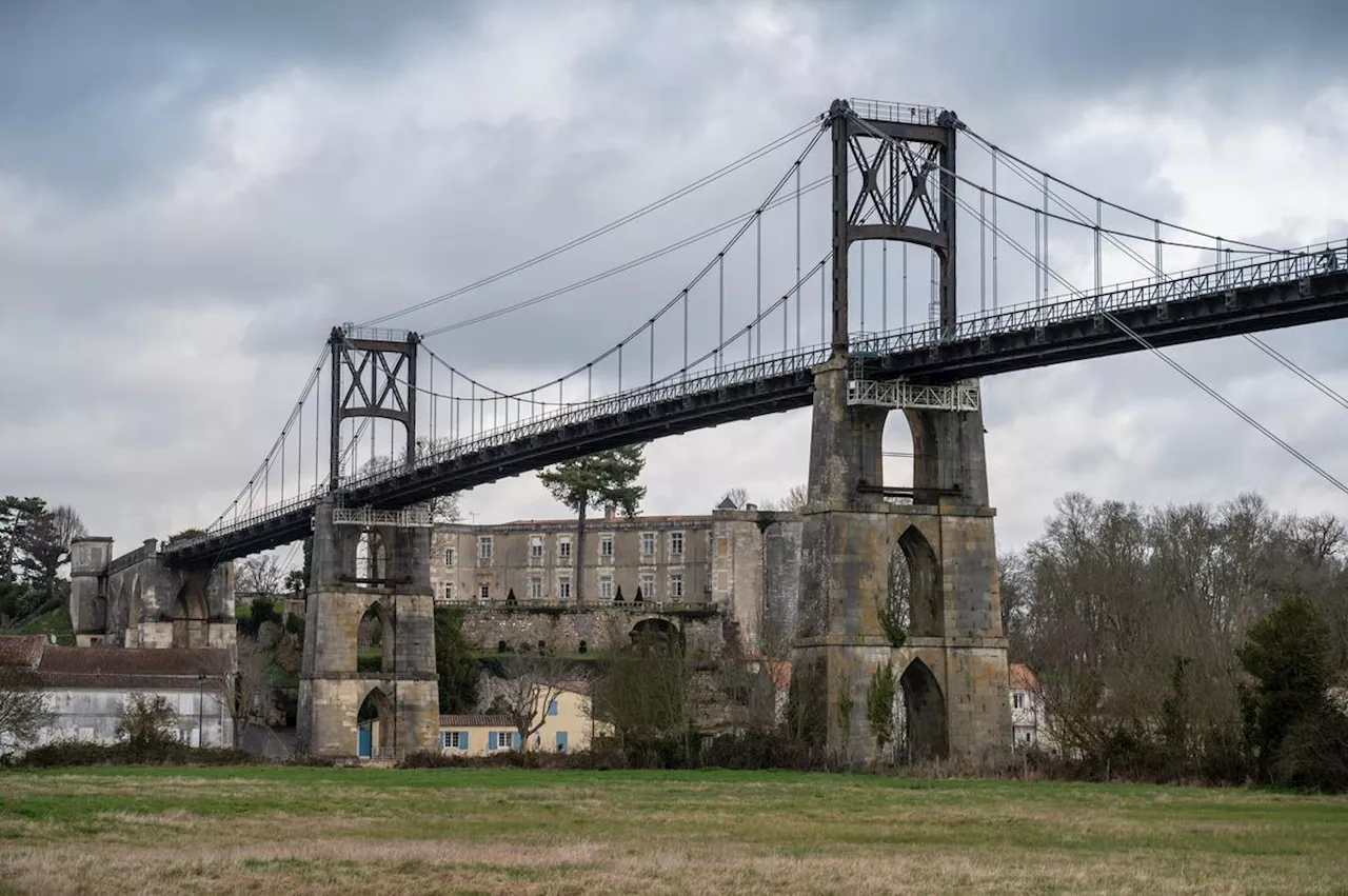 Tonnay-Charente : le pari de la Ville pour « ne pas laisser tomber notre pont suspendu »