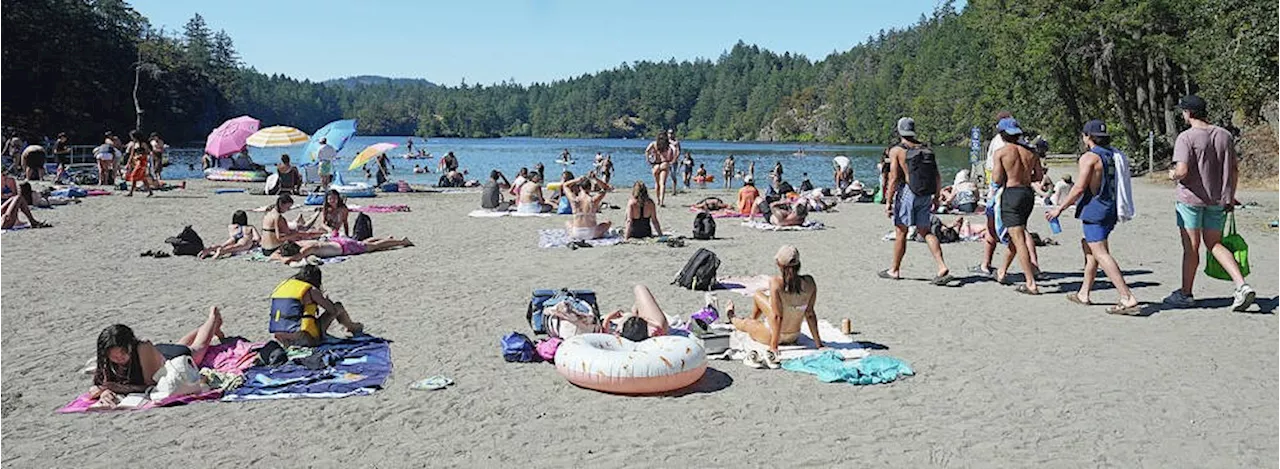 Thetis and Elk lakes to get life rings, life-jackets