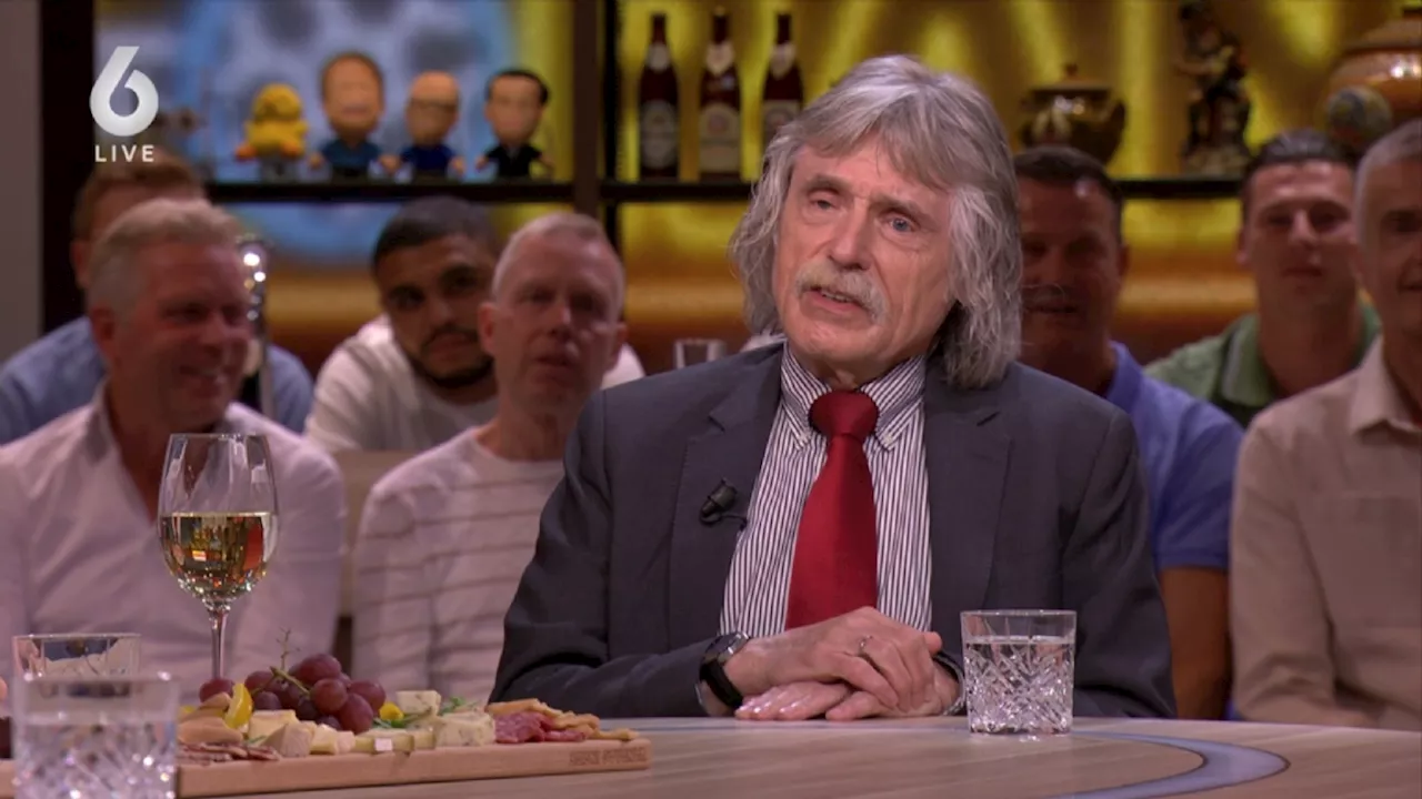 Johan Derksen vernietigend over Xavi Simons: ‘Snotneus en prinsje huilebalk. Presteert niets in Oranje’