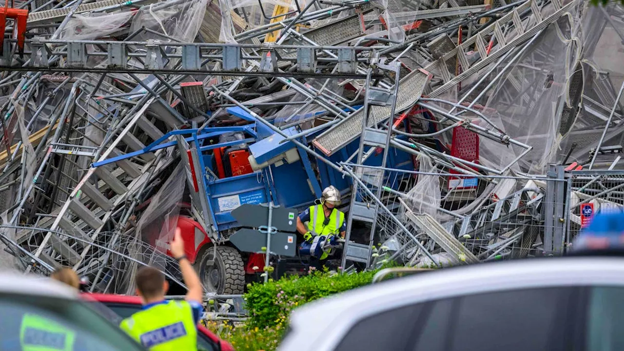 Baugerüst in Lausanne eingestürzt: Wegen Lastenaufzug?