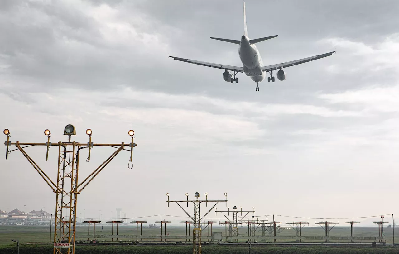 Floride : Une passagère mord un steward, l’avion se pose en urgence à Orlando