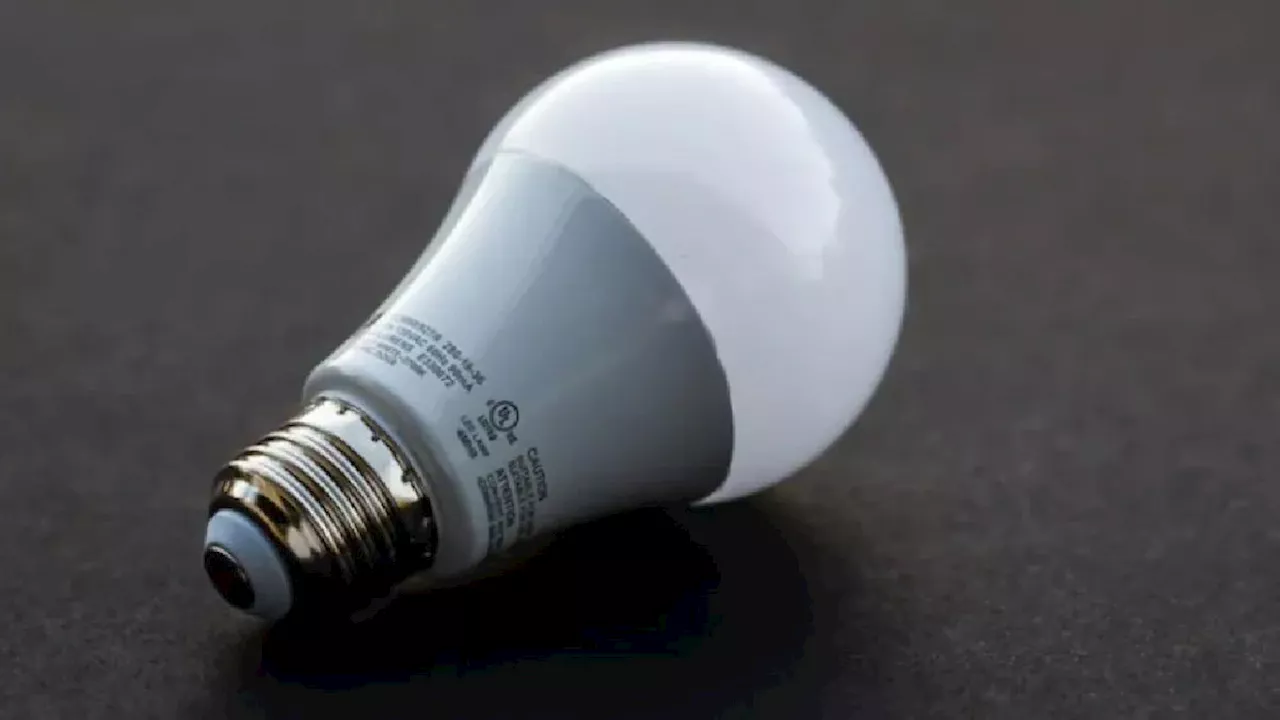 बिजली के बिना भी जलेंगे ये Rechargeable Bulb, इतनी है कीमत