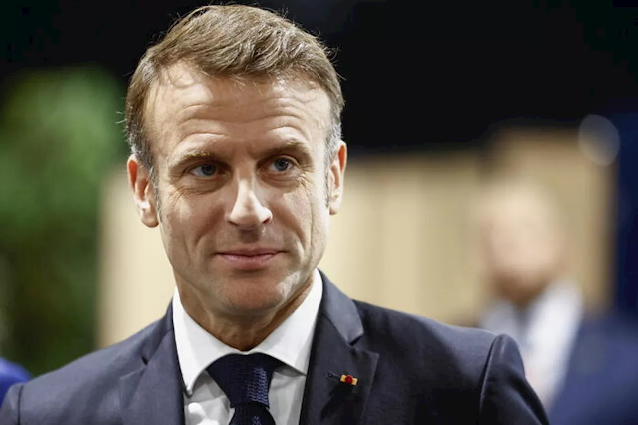 Media, Macron potrebbe accettare martedì le dimissioni del governo