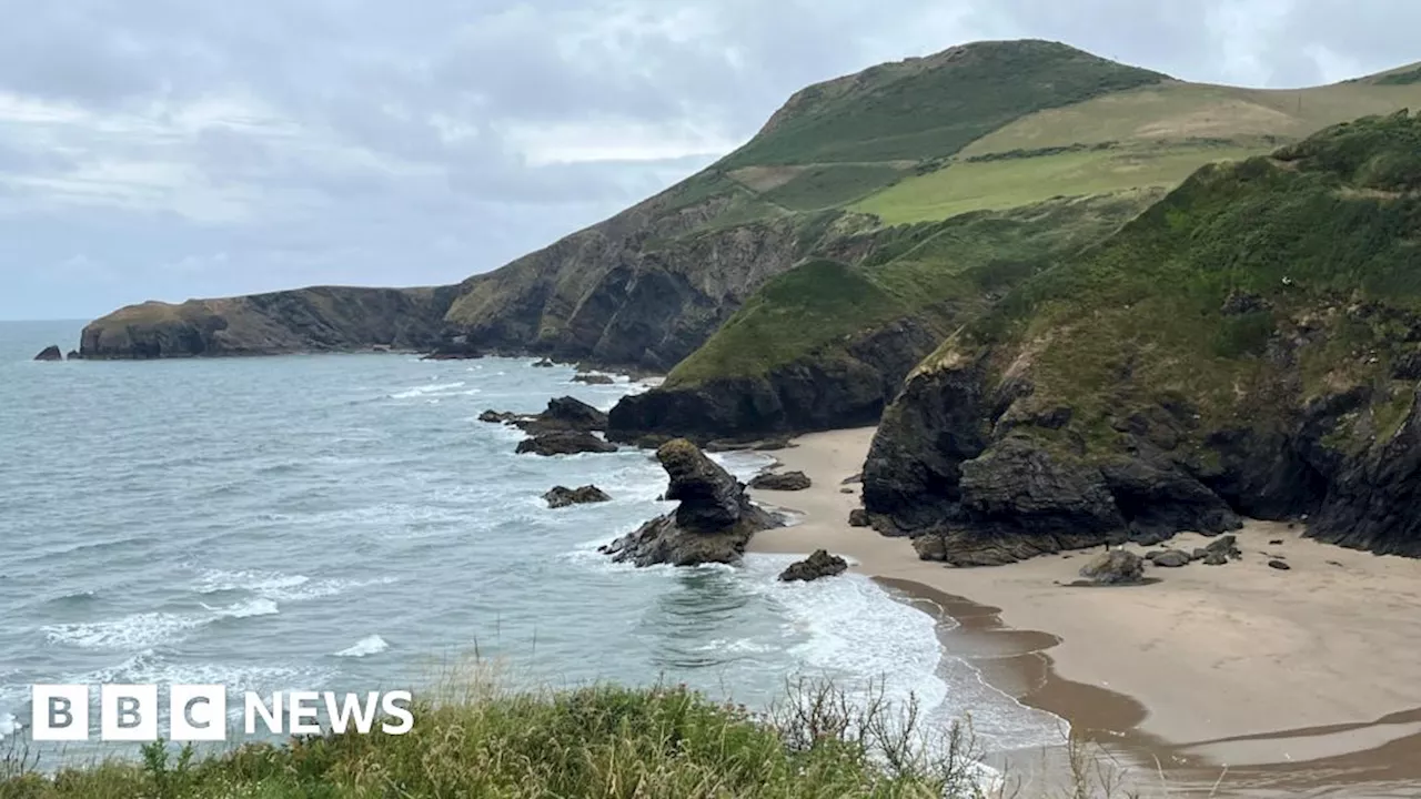 Llangrannog and Cilborth beaches closed due to pollution