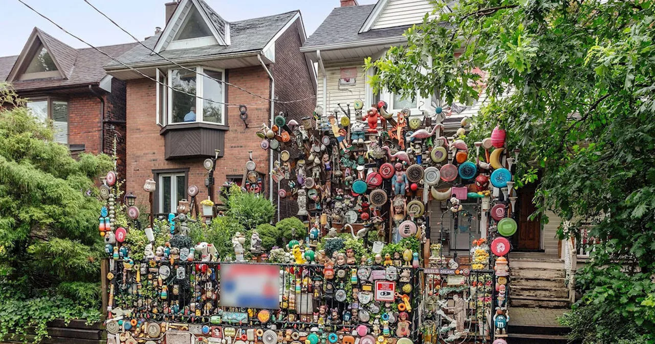 Here's what the inside of the Leslieville dollhouse in Toronto looks like