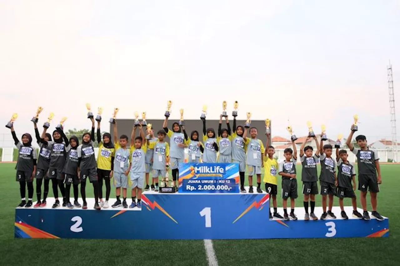 MI NU Baitul Mukminin dan SD 4 Jekulo Raih Gelar Juara Umum MilkLife Athletics Challenge 2024