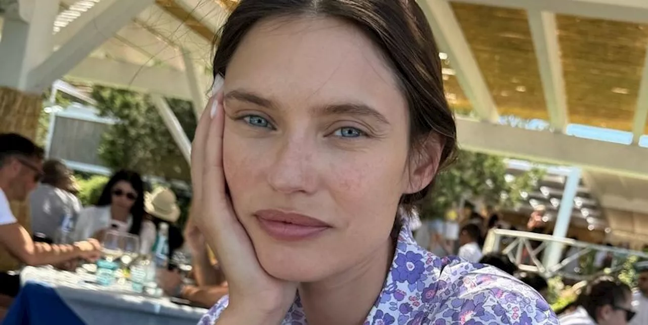 Le unghie quadrate di Bianca Balti da provare per le vacanze