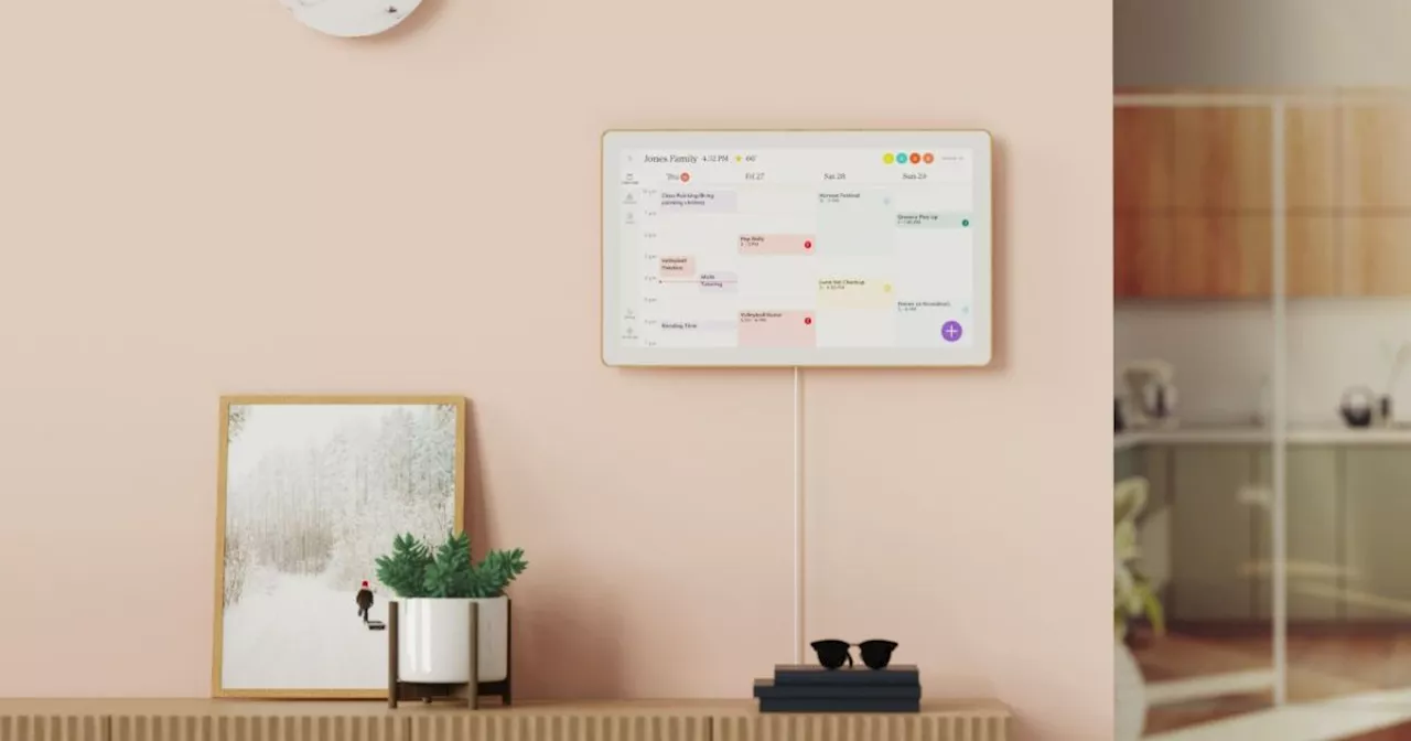Skylight Cal Max review: a streamlined smart display alternative