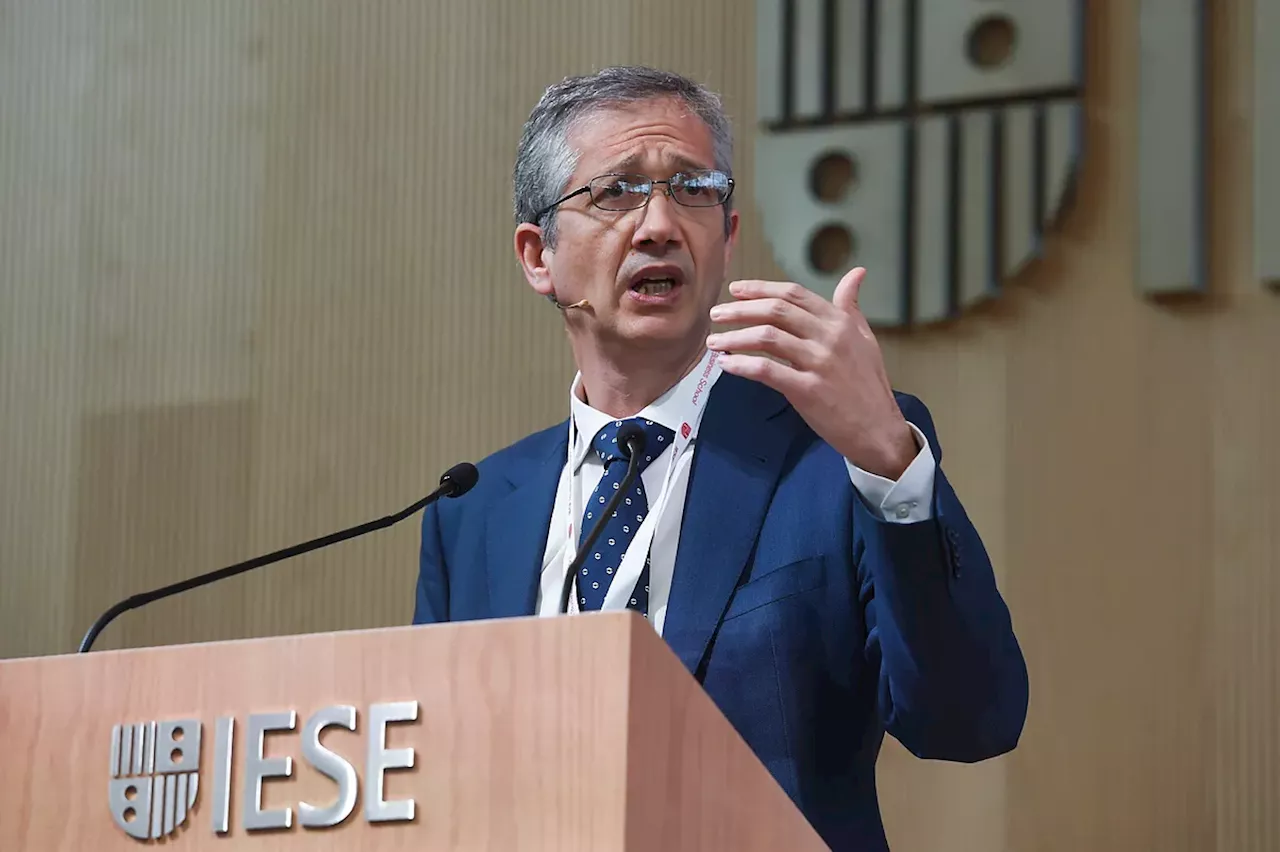 Pablo Hernández de Cos ficha por el IESE como profesor de Economía