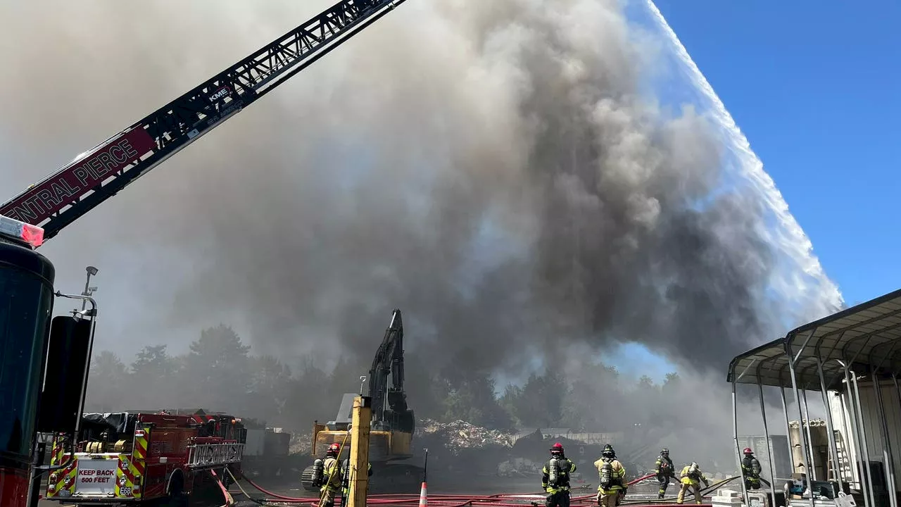 Pierce County recycling plant fire sends toxic smoke into air