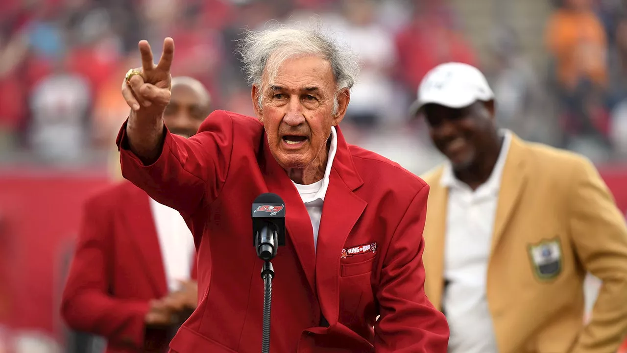 Coaching legend Monte Kiffin, Lane's father, dies at 84