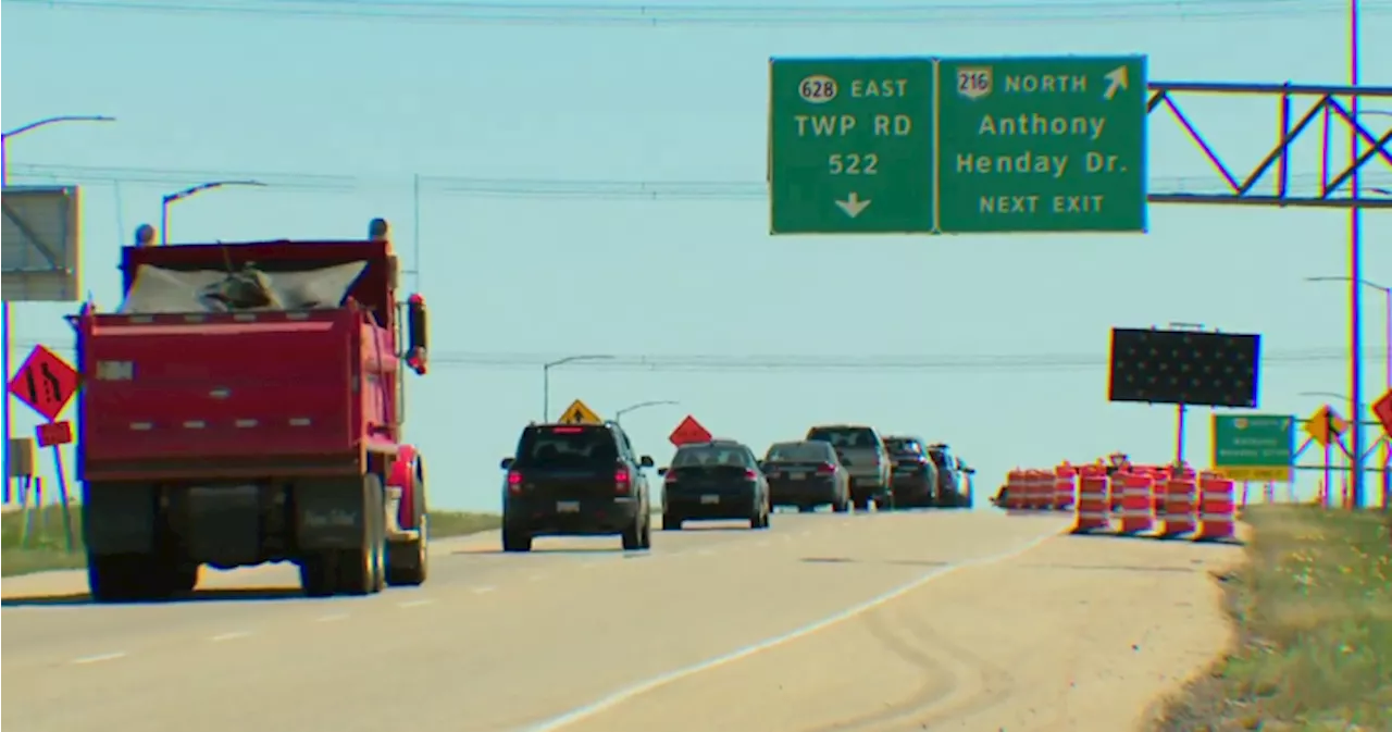 Repairs to Whitemud overpass hit by excavator won’t be complete until 2025