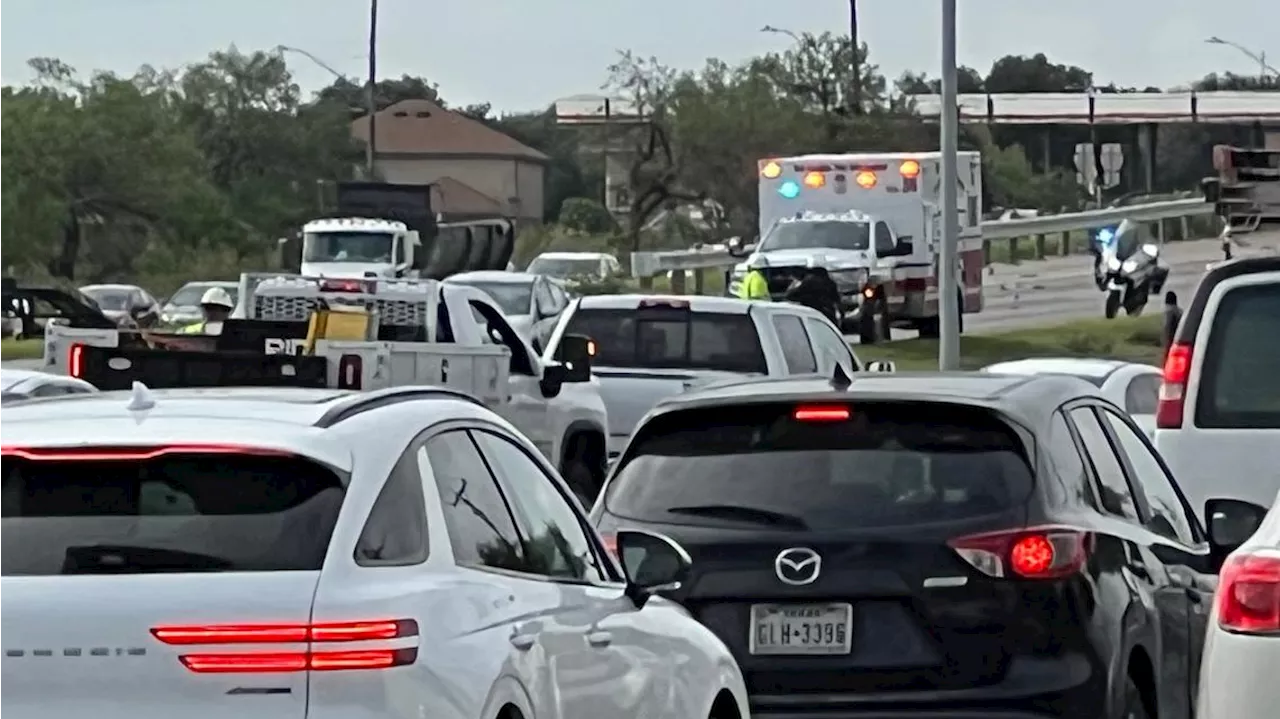 Fatal vehicle fire causes major traffic delays at Loop 410 and Highway 90