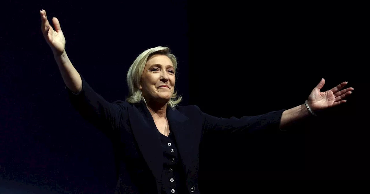 Législatives : comment Marine Le Pen pourrait profiter du chaos politique pour accéder au pouvoir en 2027