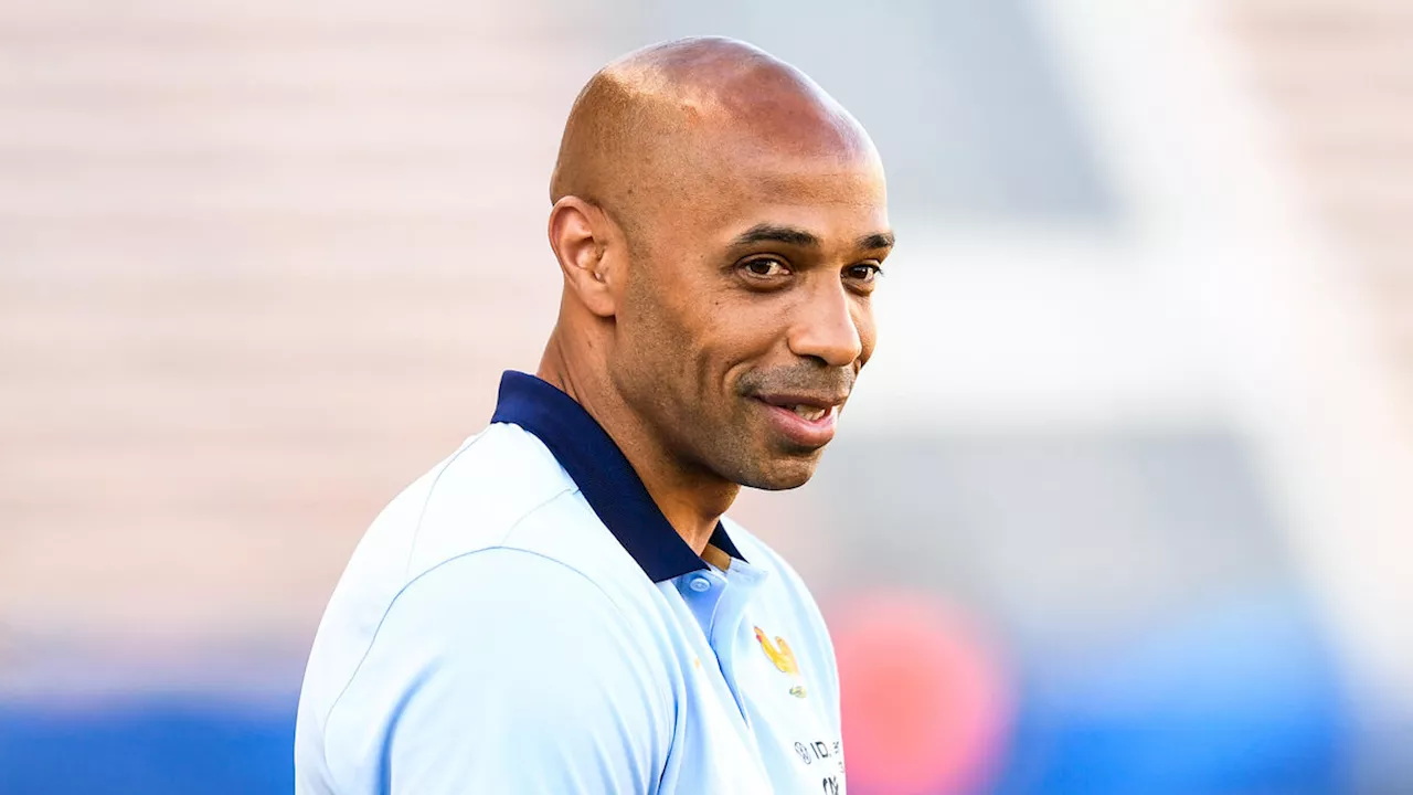 JO Paris 2024 : Thierry Henry sera le premier porteur de la flamme sur les Champs-Élysées