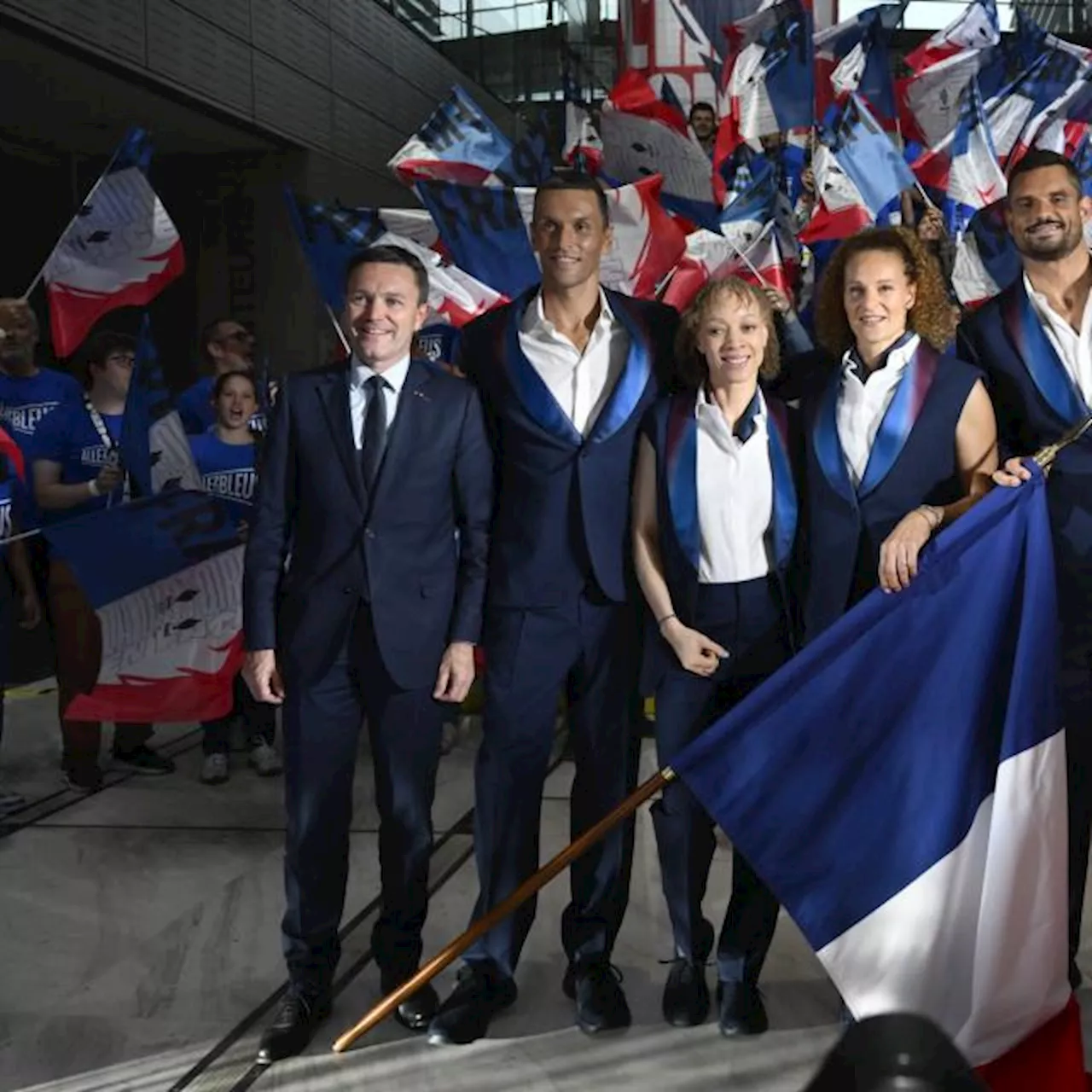 « Ça va être fou » : les porte-drapeaux français impatients d'être aux Jeux de Paris