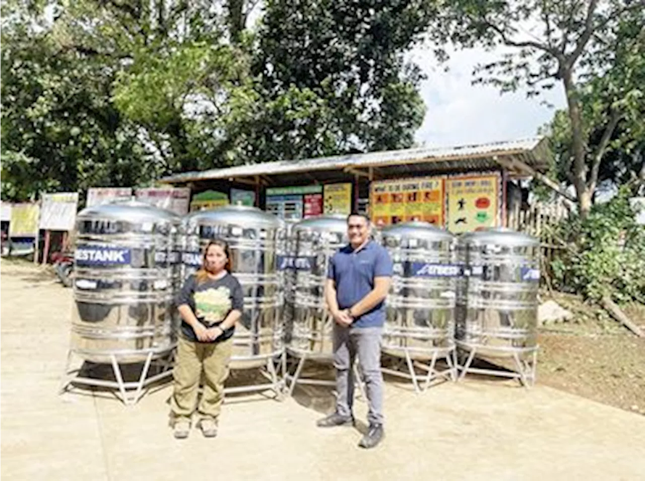 Hedcor, Aboitiz Foundation donate water tanks to Bukidnon community