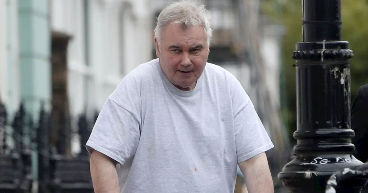 Eamonn Holmes in pain and seen using walking aid after Ruth Langsford split