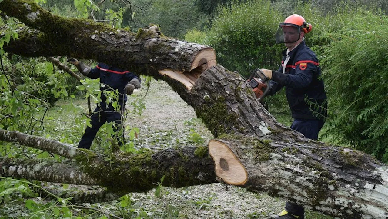 De gros dégâts et une centaine de campeurs évacués, après une tempête à Banassac, en Lozère