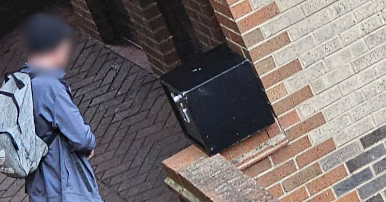 Burglar given second chance after carrying large safe through town