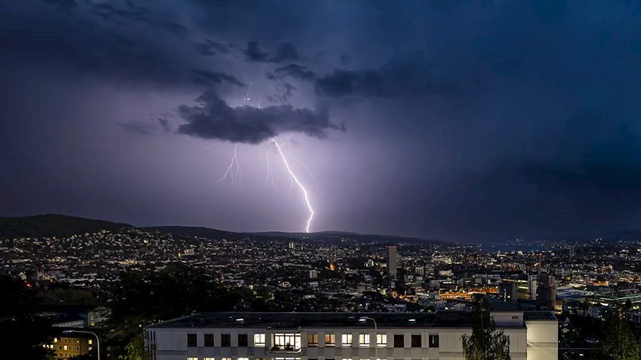 Bund warnt vor heftigen Gewittern im Tessin und in der Westschweiz