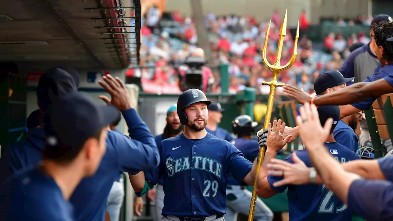 Seattle Mariners rout Los Angeles Angels on Thursday