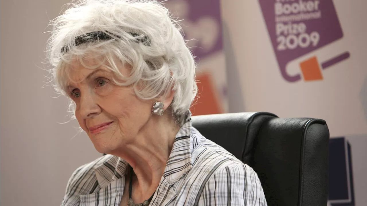 Alice Munro’s Alma Mater Western University Pauses Position Named After Her