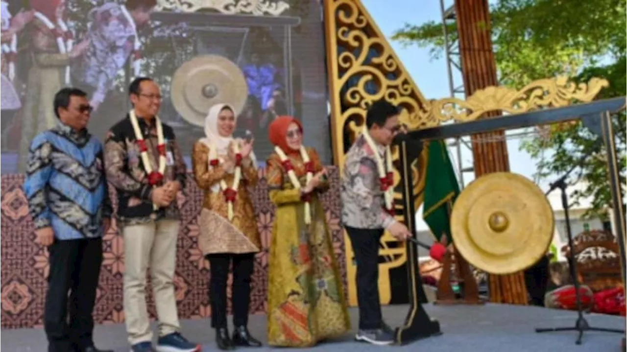 Menteri Desa PDTT Luncurkan Lomba Desa Wisata Nusantara dan Literasi Budaya Desa 2024