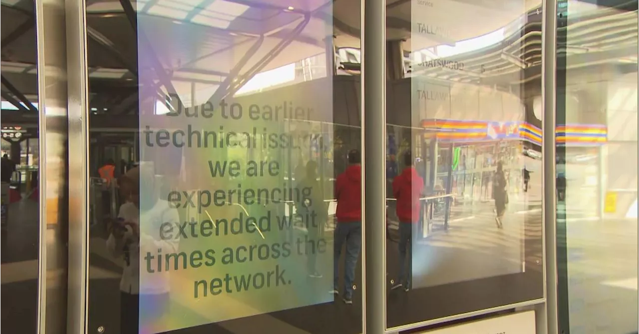 Sydney commuters stuck in train underground for two hours after 'signalling' issue