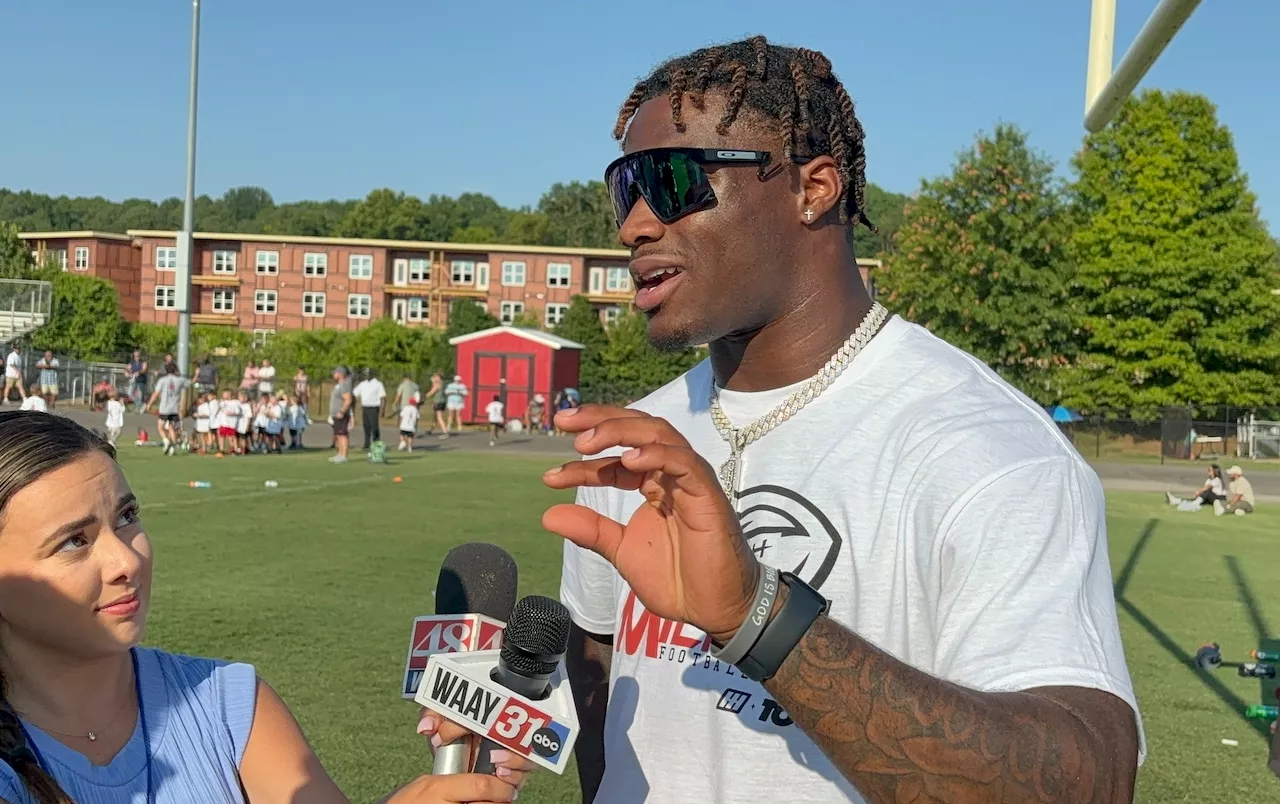 Huntsville campers enjoy afternoon meeting, playing ball with Tide’s Jalen Milroe