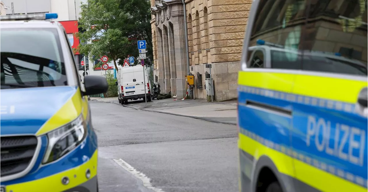 Polizisten in Hamburg mit Mistgabel attackiert