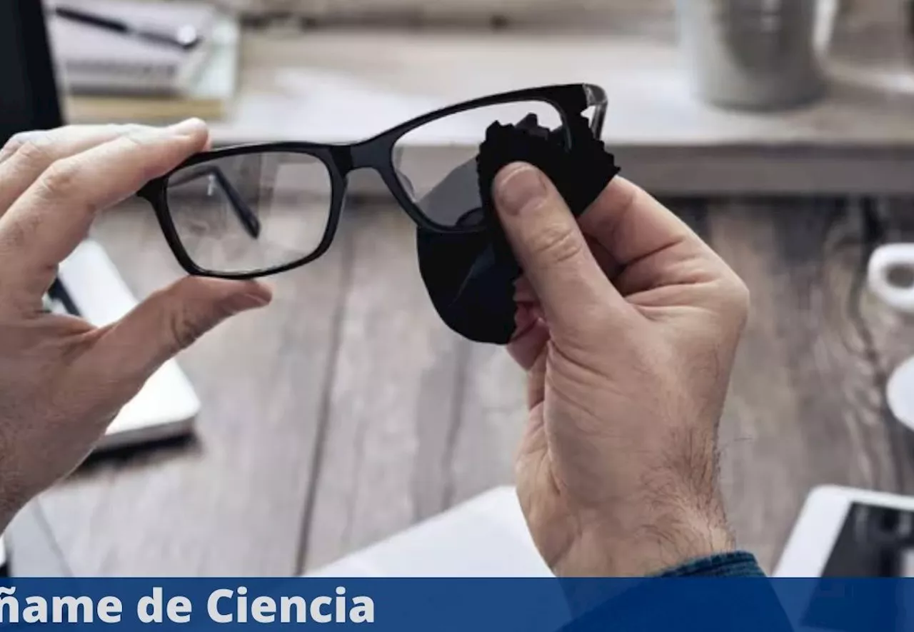 Deja tus lentes relucientes con este limpiador casero fácil de hacer