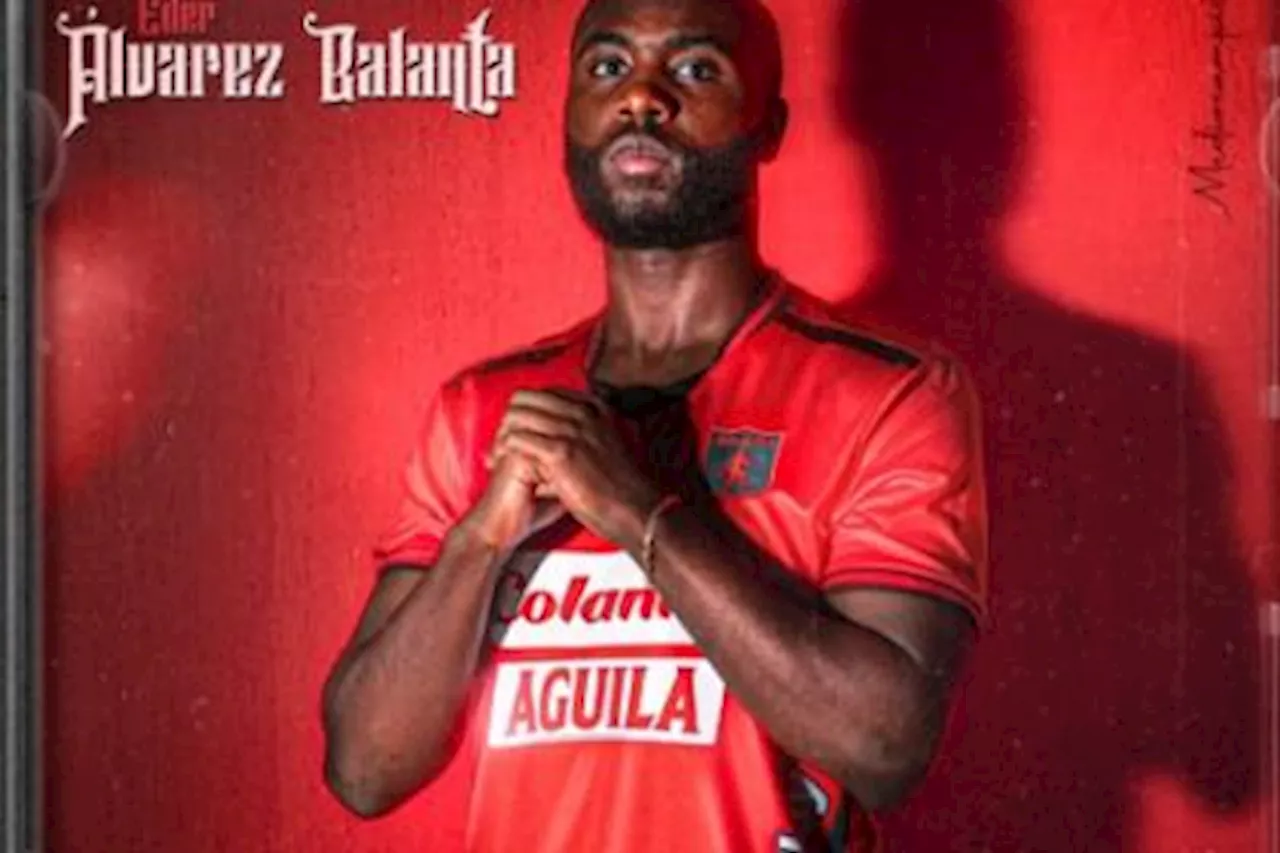 Éder Álvarez Balanta reconoció que no está listo para su debut en Liga