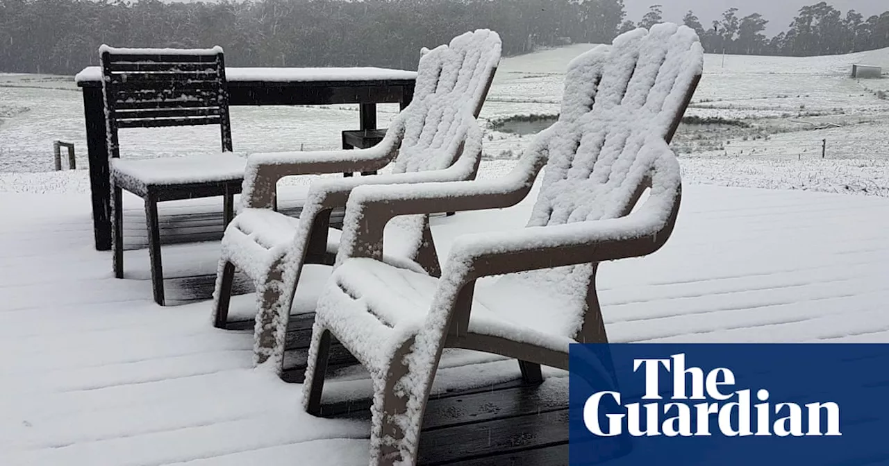 Snowfall possible in northern NSW as low pressure brings Antarctic blast to southern Australia