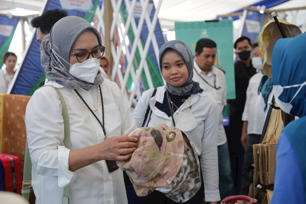 Keren, Musdalifah Bawa Batik Ecoprint jadi Terkenal Hingga Mancanegara